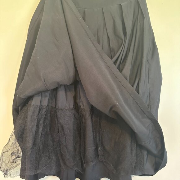 Black pleated midi skirt - Picture 3 of 4